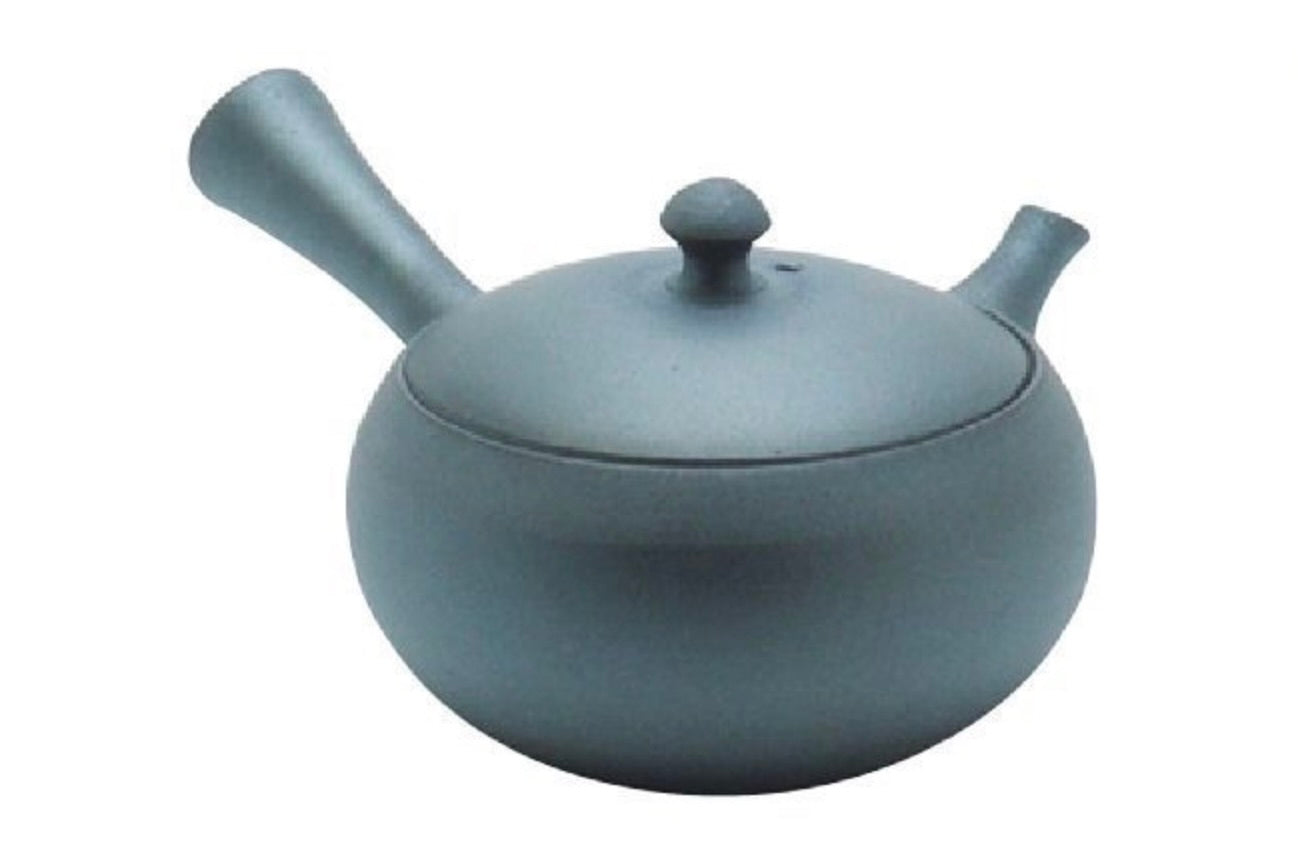 南部鉄器】鉄瓶兼用急須5型アラレ かご網 0.65L – 日本茶屋ハトハ